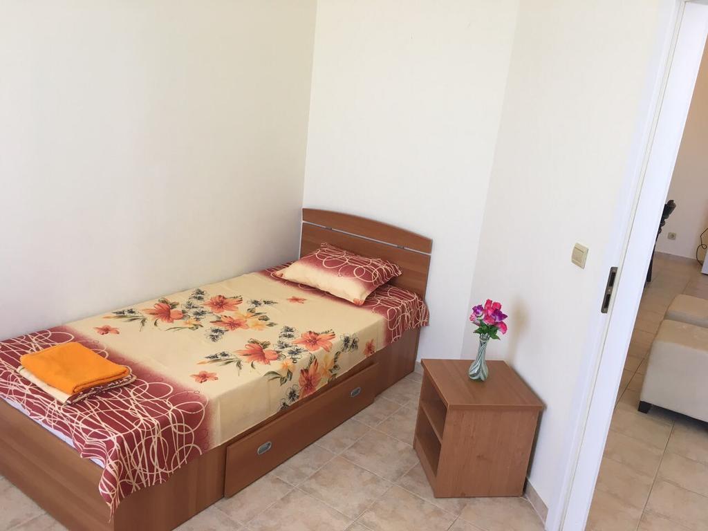 Paradise Green Park Apartment Golden Sands Esterno foto